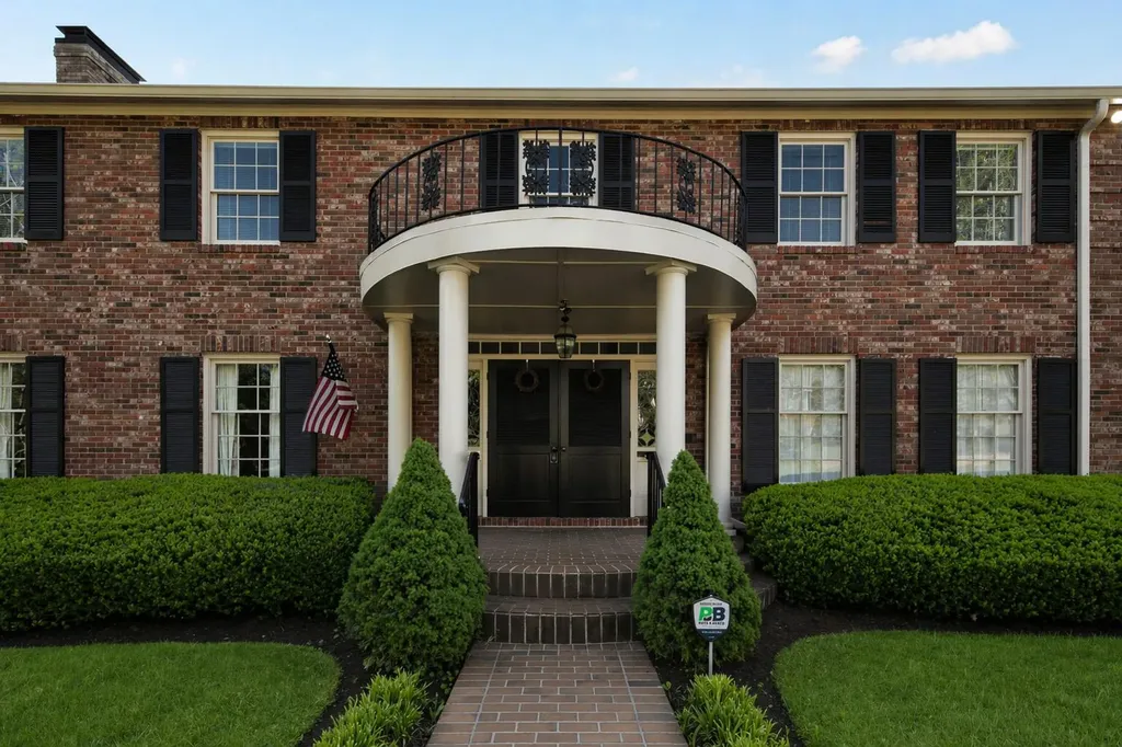 1357-1361 E Cooper Drive Lexington KY 40502