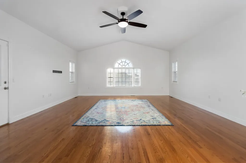 139 Beechwood Drive London KY 40744