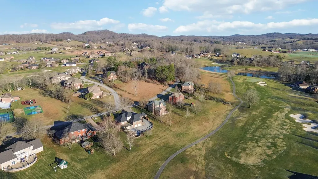 139 Beechwood Drive London KY 40744