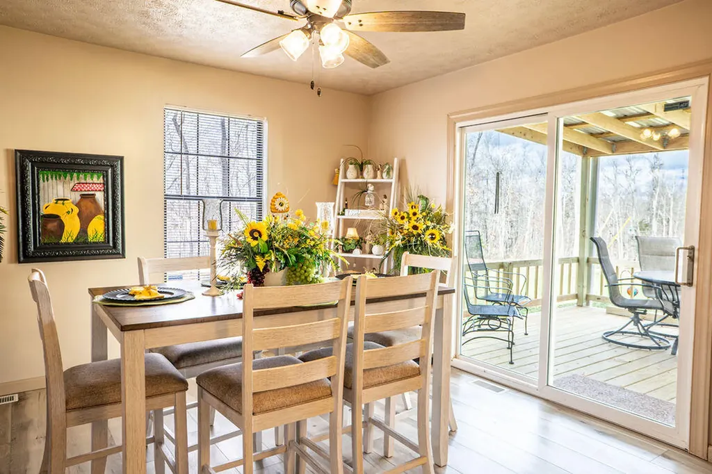 827 Dean Road Mckee KY 40447