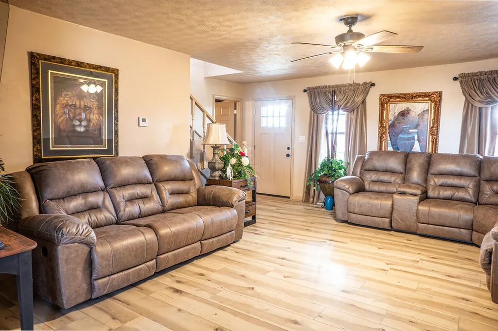 827 Dean Road Mckee KY 40447