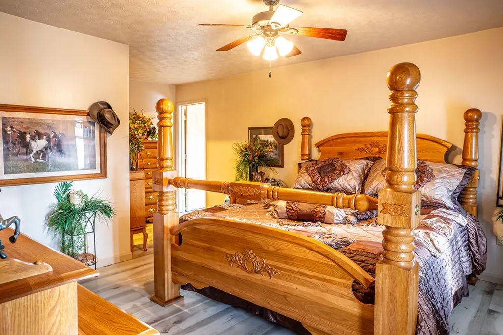 827 Dean Road Mckee KY 40447