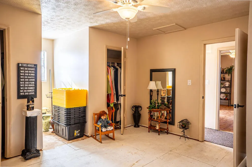 827 Dean Road Mckee KY 40447