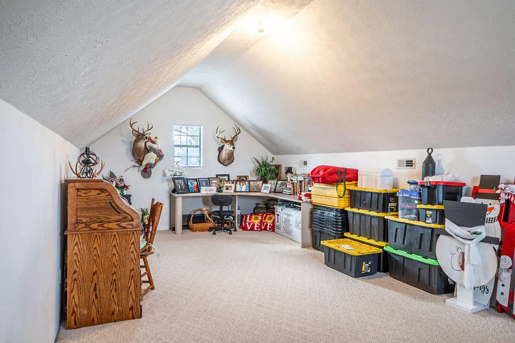 827 Dean Road Mckee KY 40447