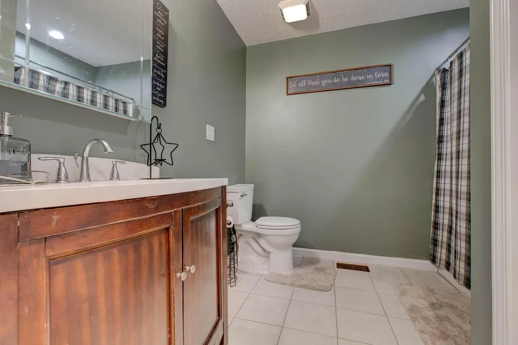 109 Parish Road Jeffersonville KY 40337