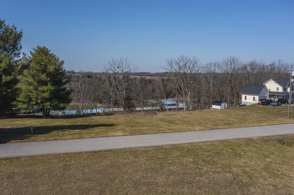 1 S Homestead Lane Lancaster KY 40444