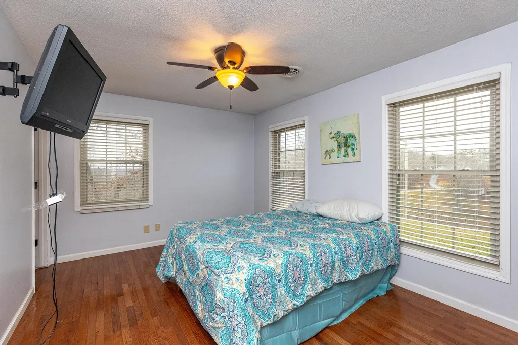 463 Hutchinson Road West Liberty KY 41472