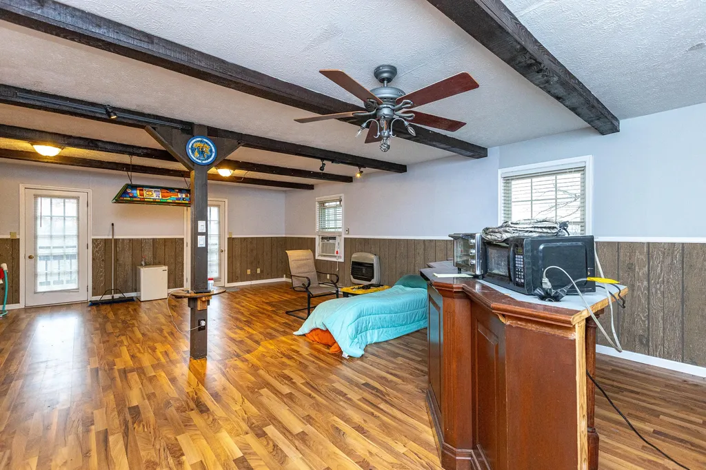463 Hutchinson Road West Liberty KY 41472