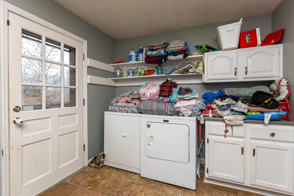 463 Hutchinson Road West Liberty KY 41472