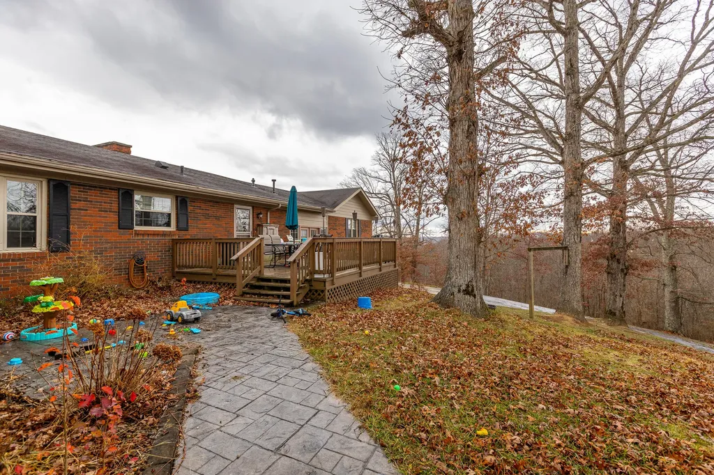 463 Hutchinson Road West Liberty KY 41472