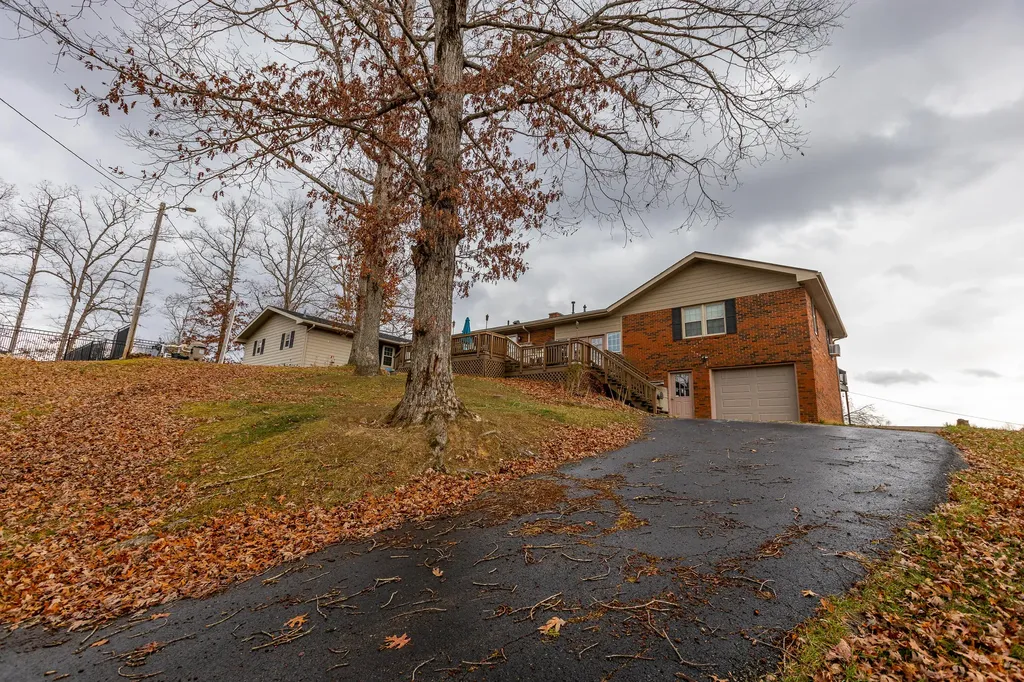 463 Hutchinson Road West Liberty KY 41472