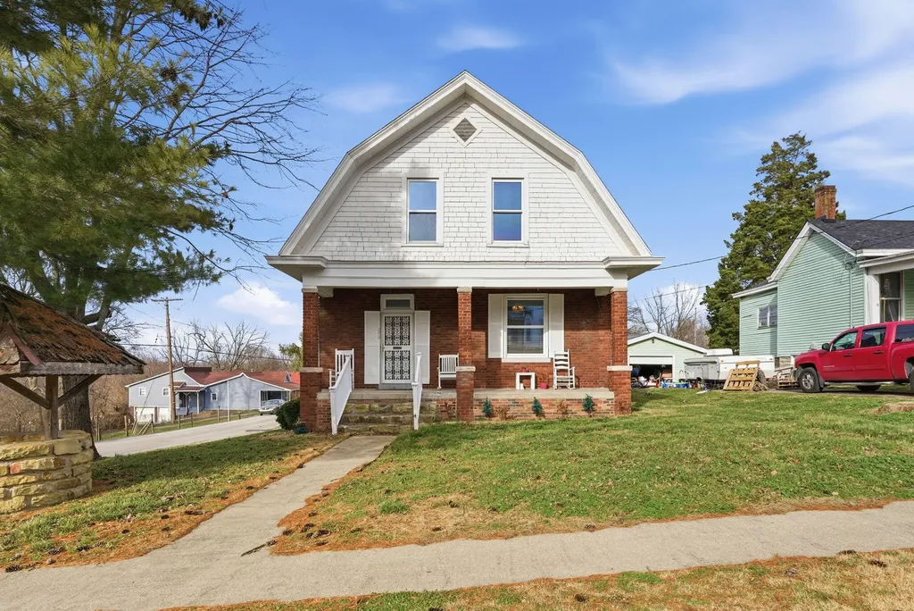 242 Wilson Avenue Cynthiana KY 41031