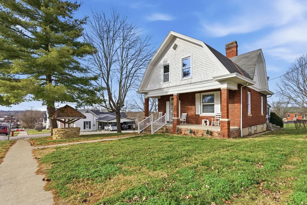 242 Wilson Avenue Cynthiana KY 41031