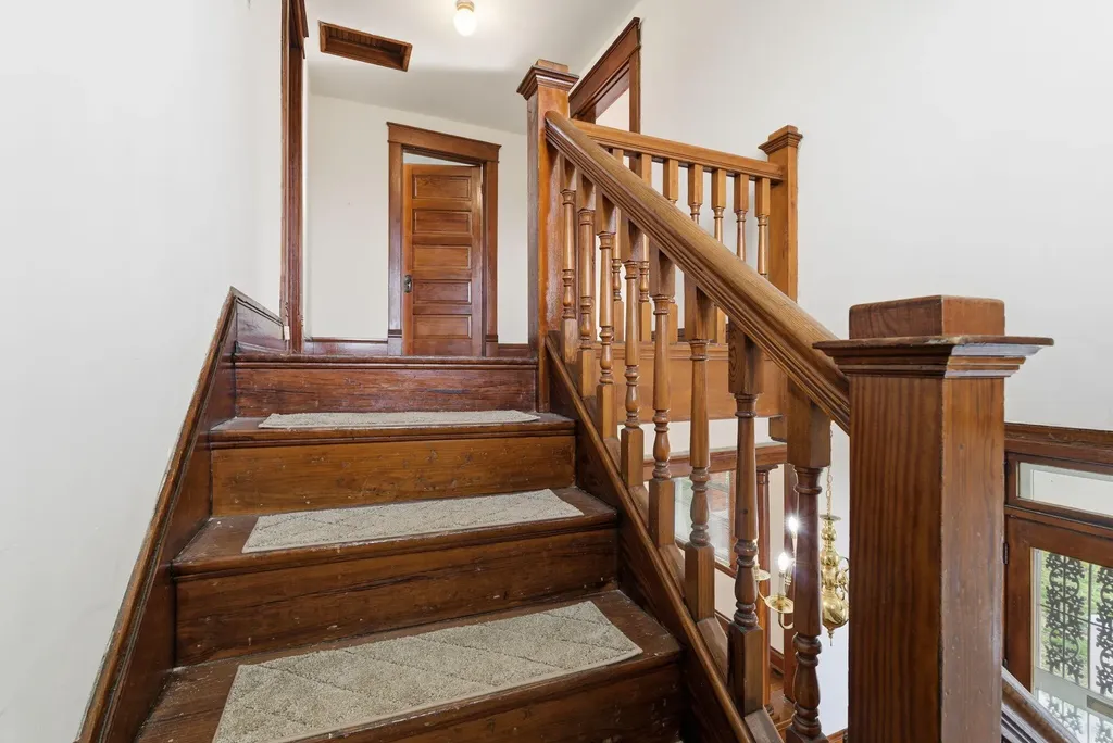 242 Wilson Avenue Cynthiana KY 41031