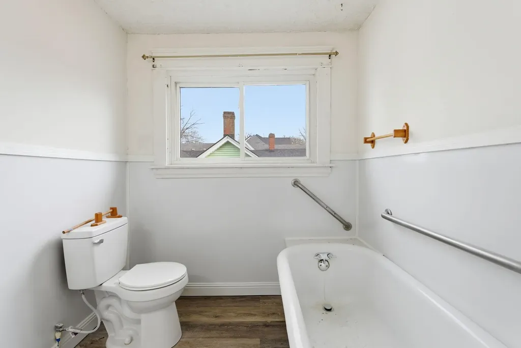 242 Wilson Avenue Cynthiana KY 41031