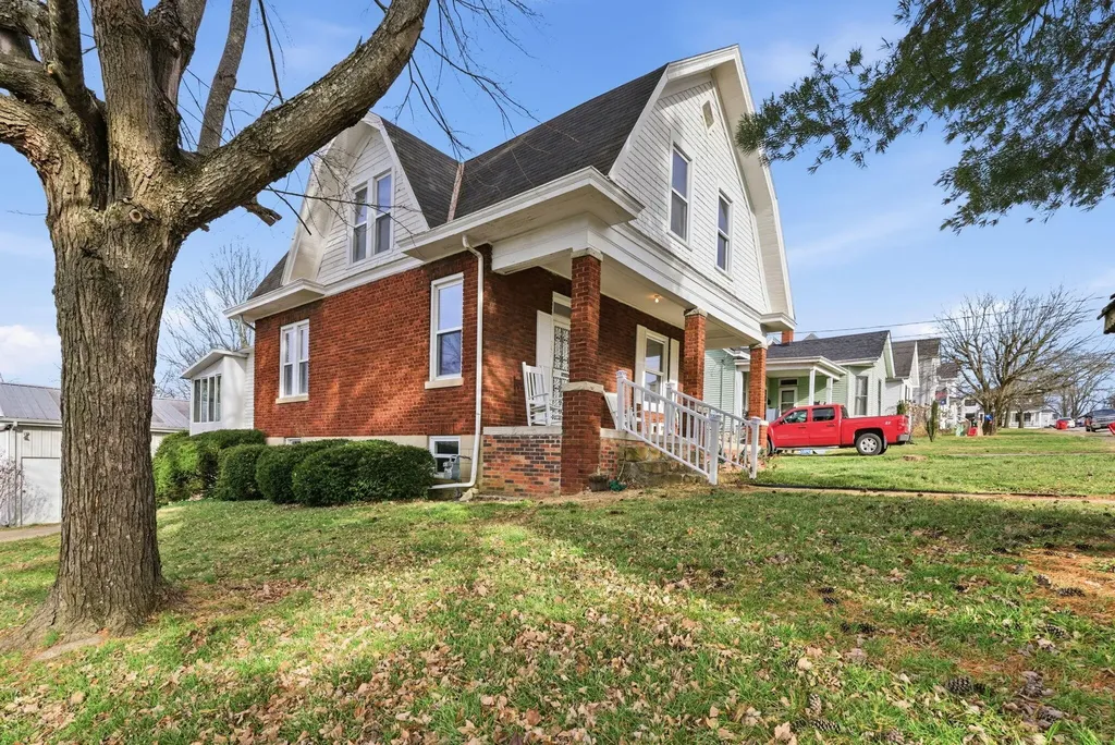 242 Wilson Avenue Cynthiana KY 41031