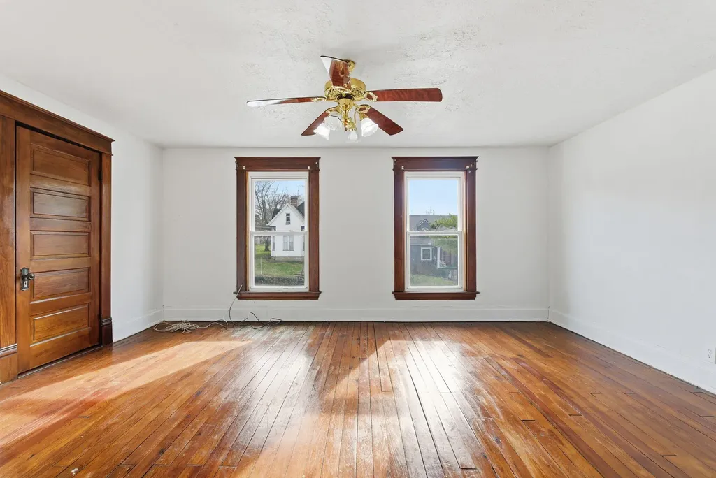 242 Wilson Avenue Cynthiana KY 41031