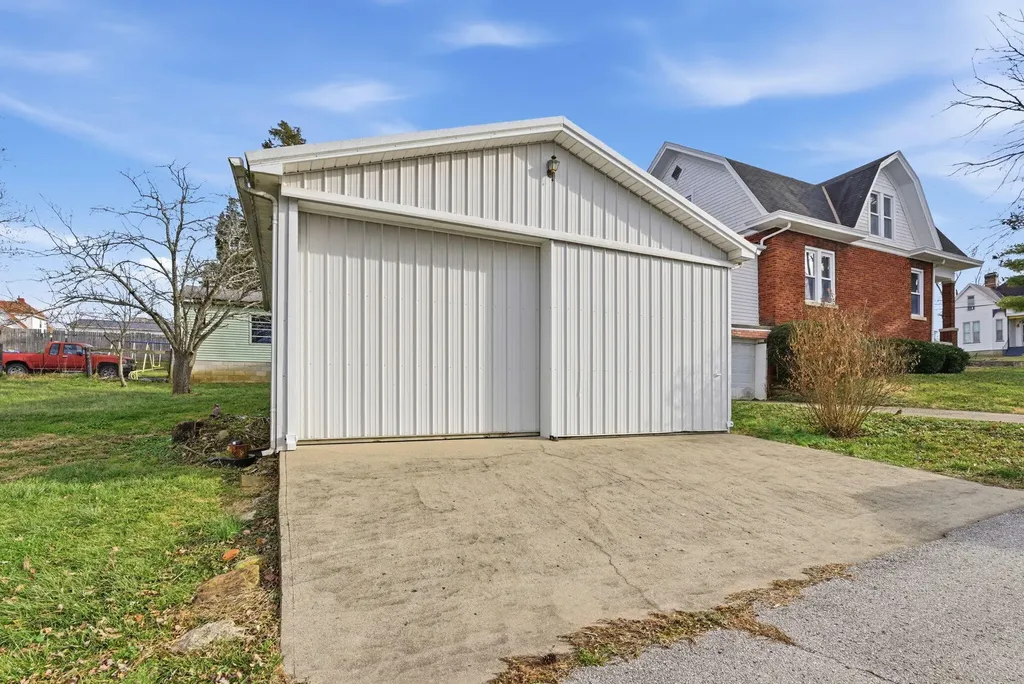 242 Wilson Avenue Cynthiana KY 41031