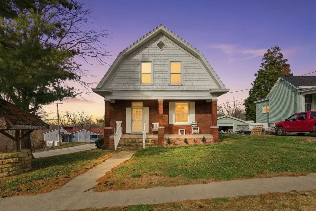 242 Wilson Avenue Cynthiana KY 41031