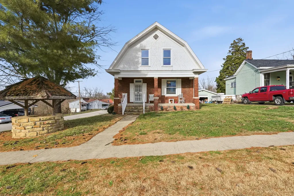 242 Wilson Avenue Cynthiana KY 41031