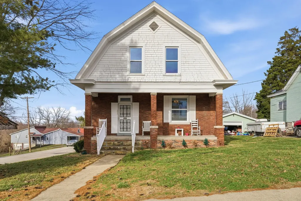 242 Wilson Avenue Cynthiana KY 41031