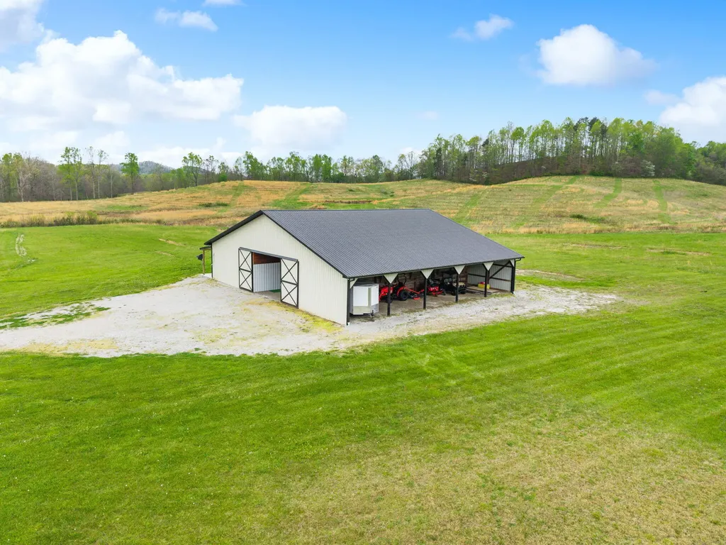 1114 Matt Baker Road London KY 40744