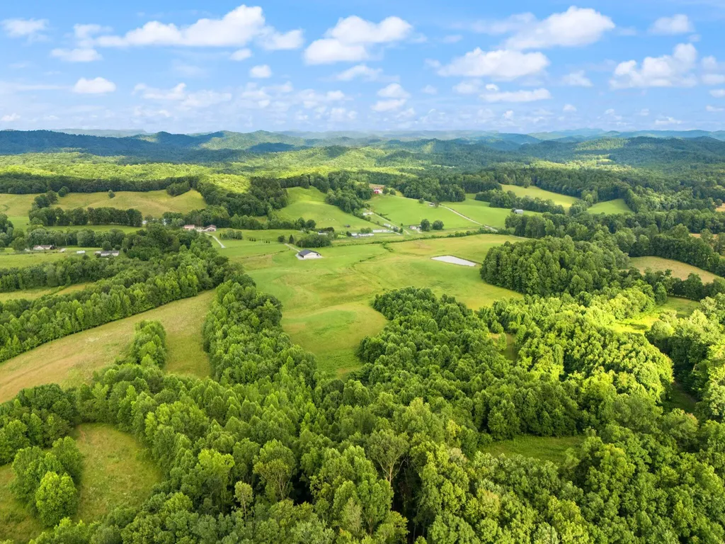 1114 Matt Baker Road London KY 40744