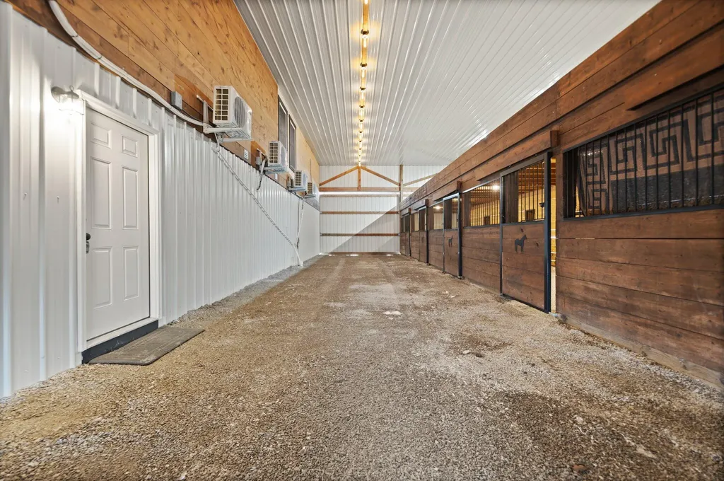1114 Matt Baker Road London KY 40744