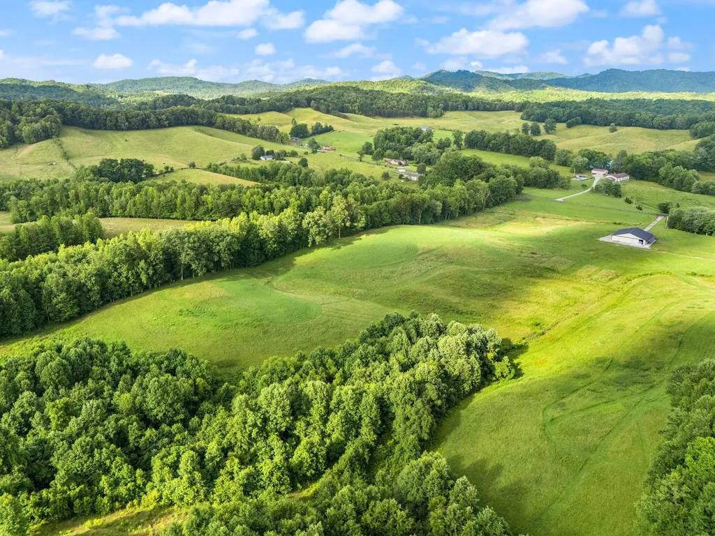 1114 Matt Baker Road London KY 40744