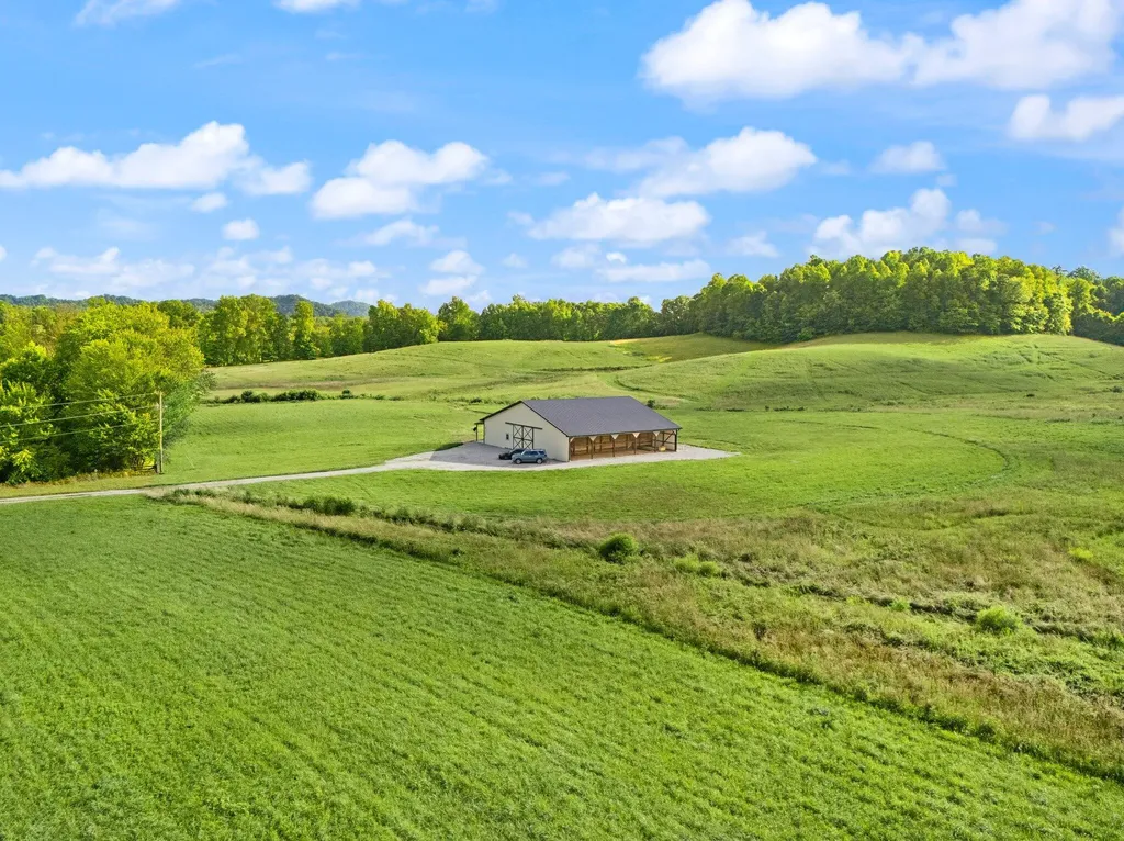 1114 Matt Baker Road London KY 40744