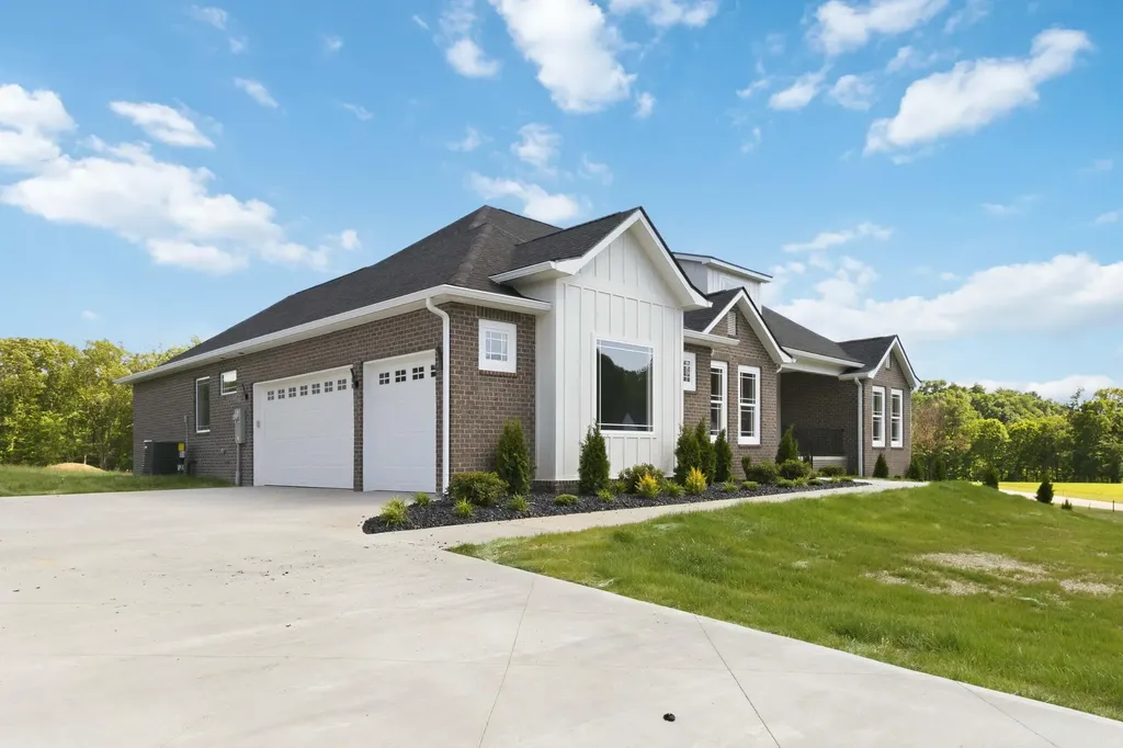 786 Lakemere Somerset KY 42503