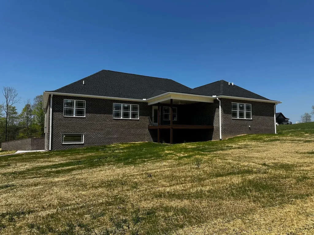 786 Lakemere Somerset KY 42503