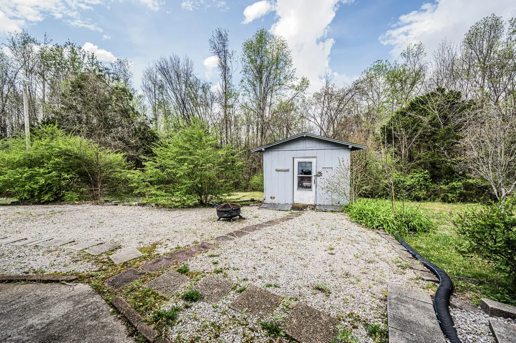 273 Shady Acres Road Lucas KY 42156