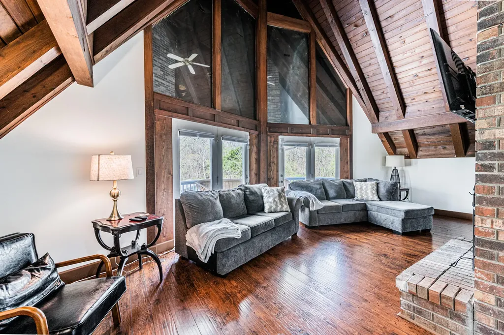 273 Shady Acres Road Lucas KY 42156