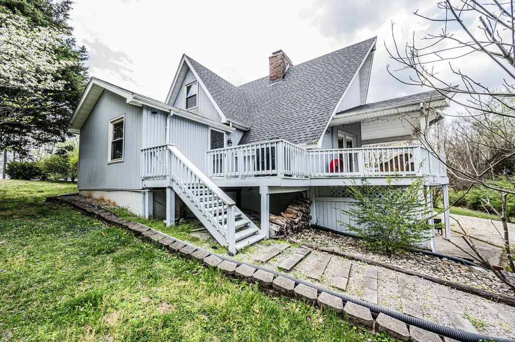 273 Shady Acres Road Lucas KY 42156