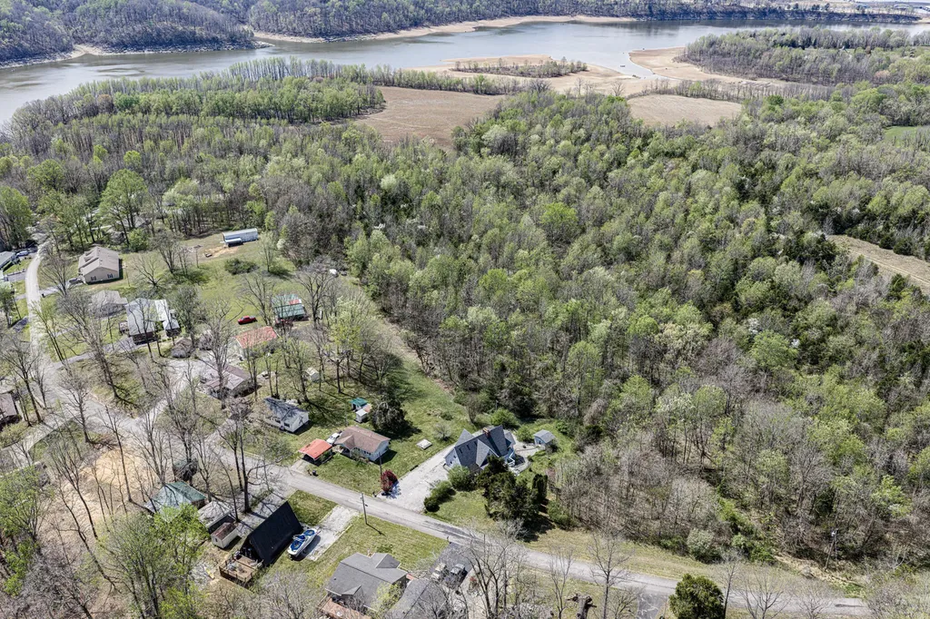 273 Shady Acres Road Lucas KY 42156