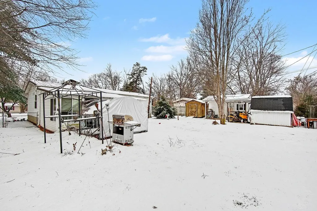 134 Walter Lane Waco KY 40385