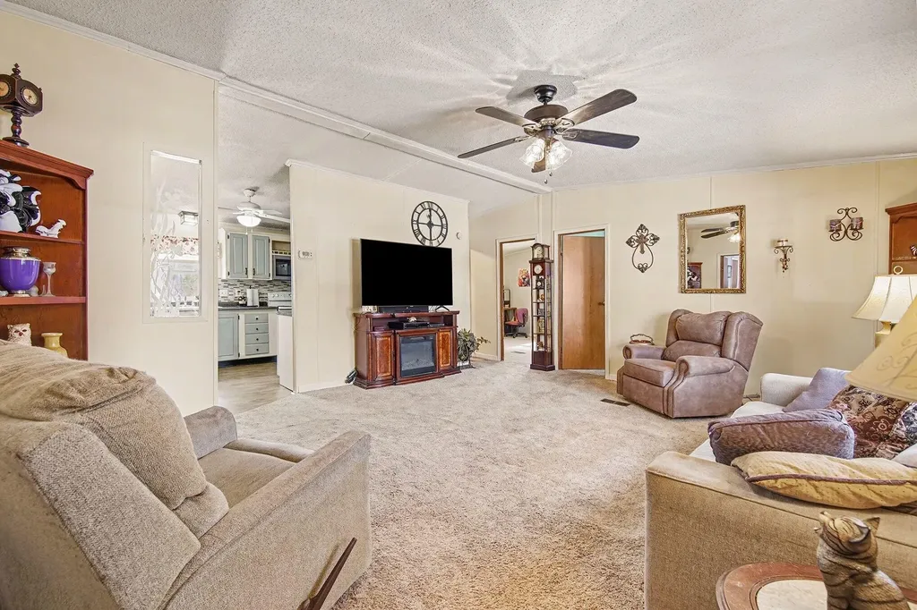 134 Walter Lane Waco KY 40385