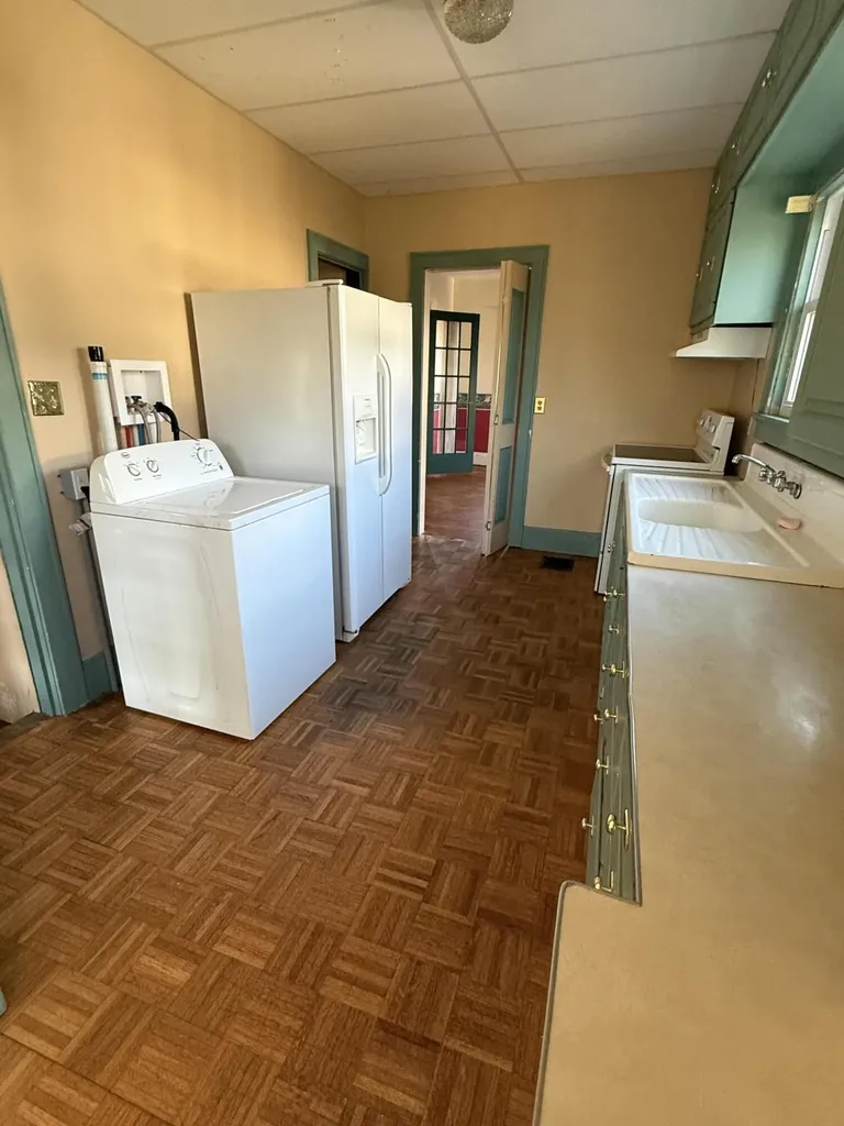 301 W Mount Vernon Street Somerset KY 42501
