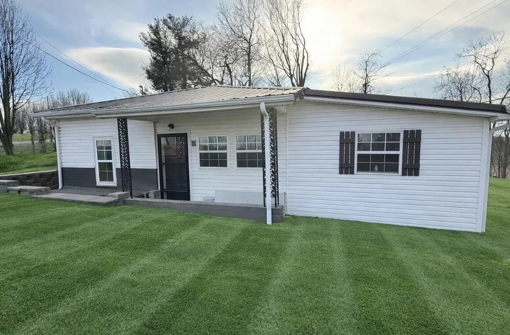 225 Shake Rag Road Waynesburg KY 40489