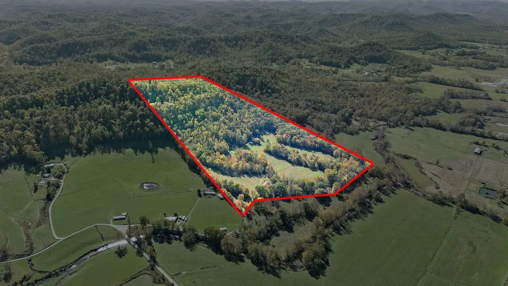400 Herman Becraft Spur Road Means KY 40346