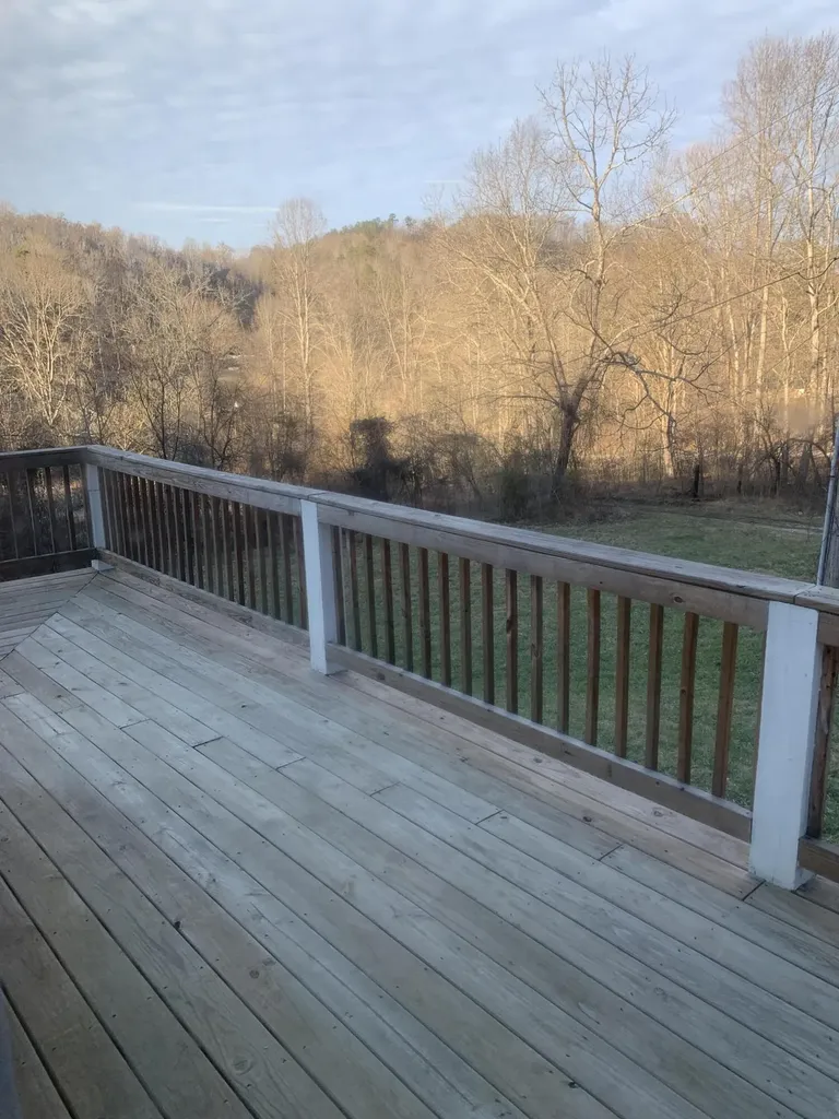 877 Bear Hollow Road Rockholds KY 40759