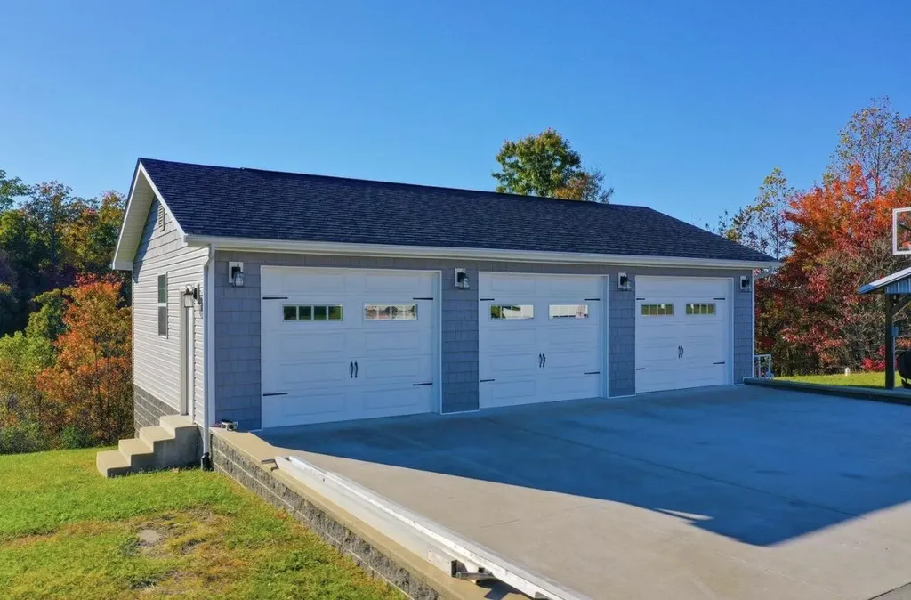 6153 Us Highway 25 East Bernstadt KY 40729