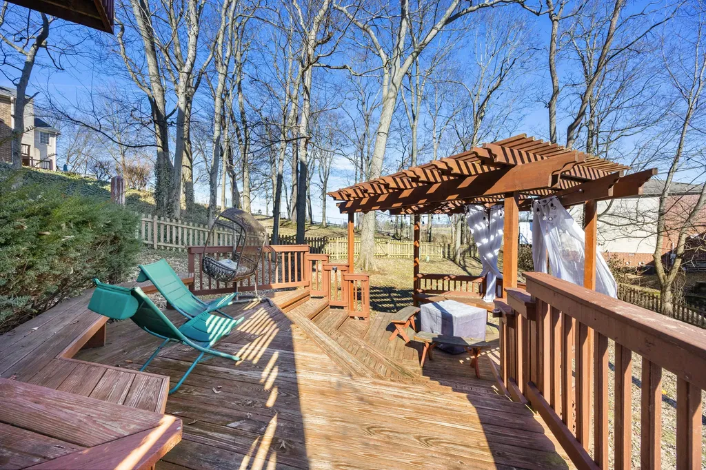 4017 Peppertree Drive Lexington KY 40513