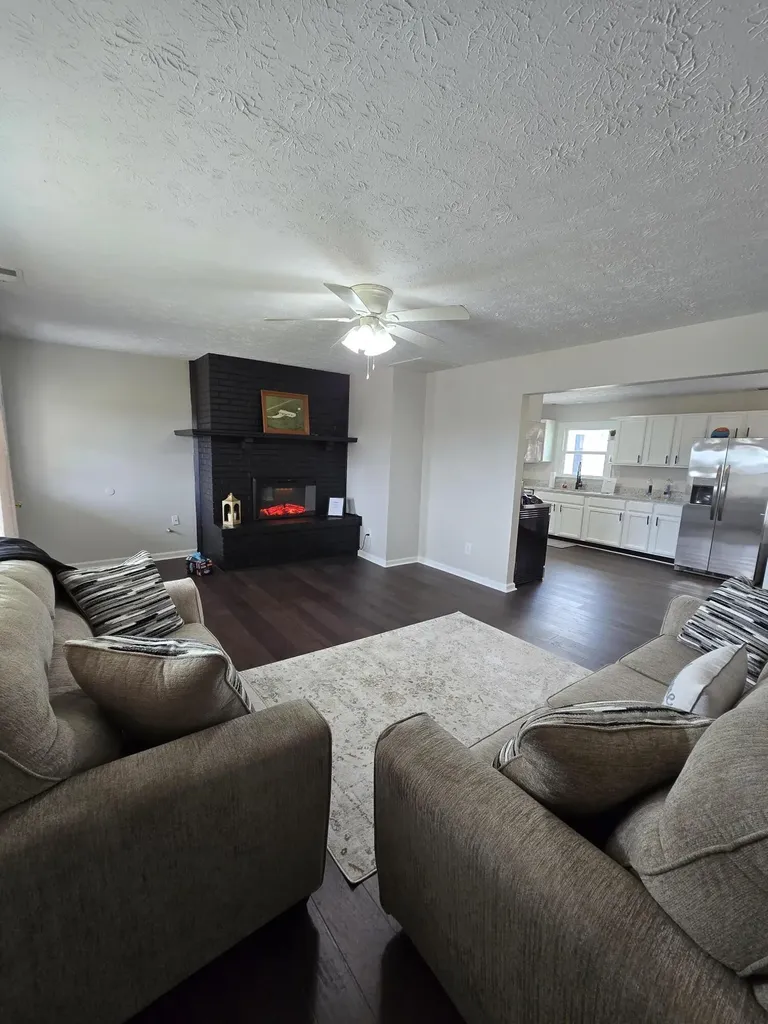 449 Keene Troy Pike Versailles KY 40383