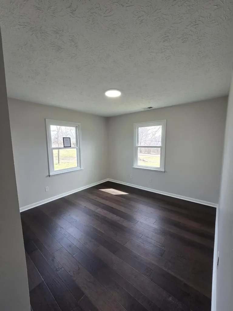 449 Keene Troy Pike Versailles KY 40383