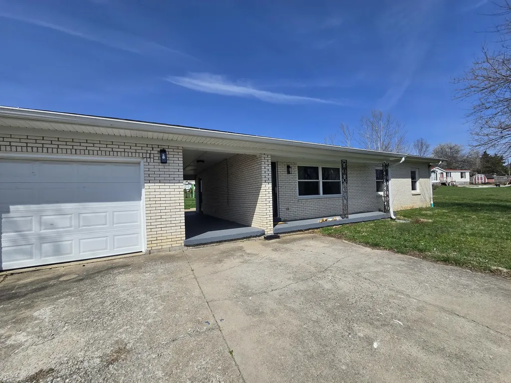 449 Keene Troy Pike Versailles KY 40383