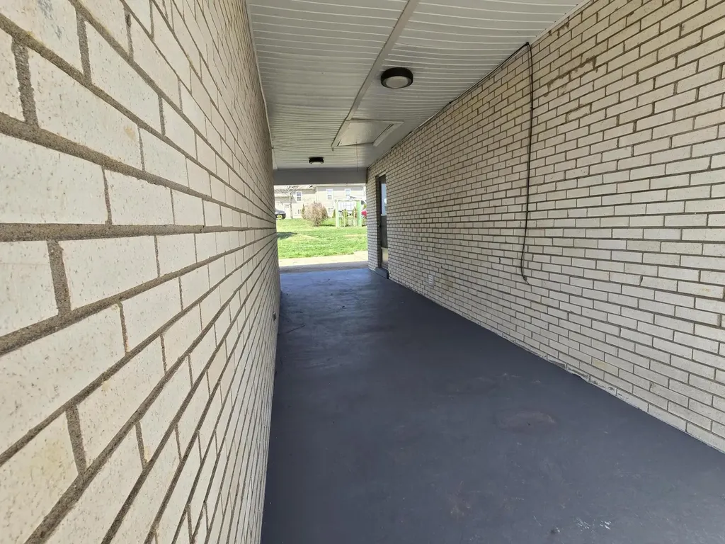 449 Keene Troy Pike Versailles KY 40383