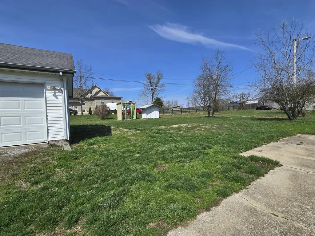 449 Keene Troy Pike Versailles KY 40383