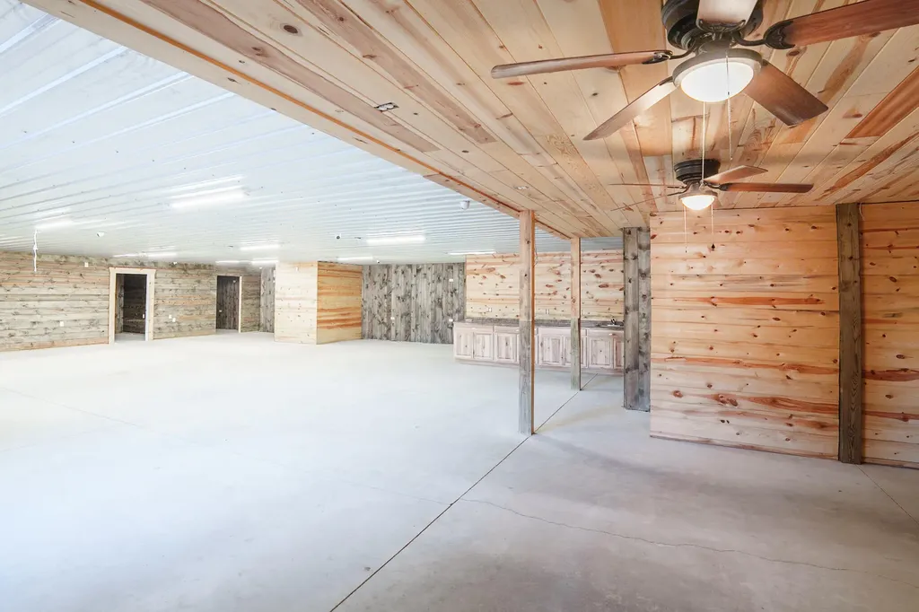 14198 Highway 191 Hazel Green KY 41332